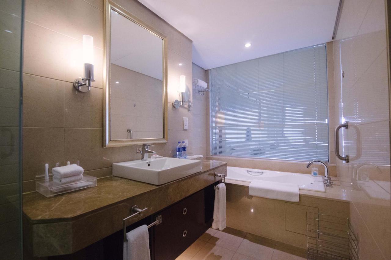 Haiwaihai Crown Hotel Ma'Anshan Exteriör bild