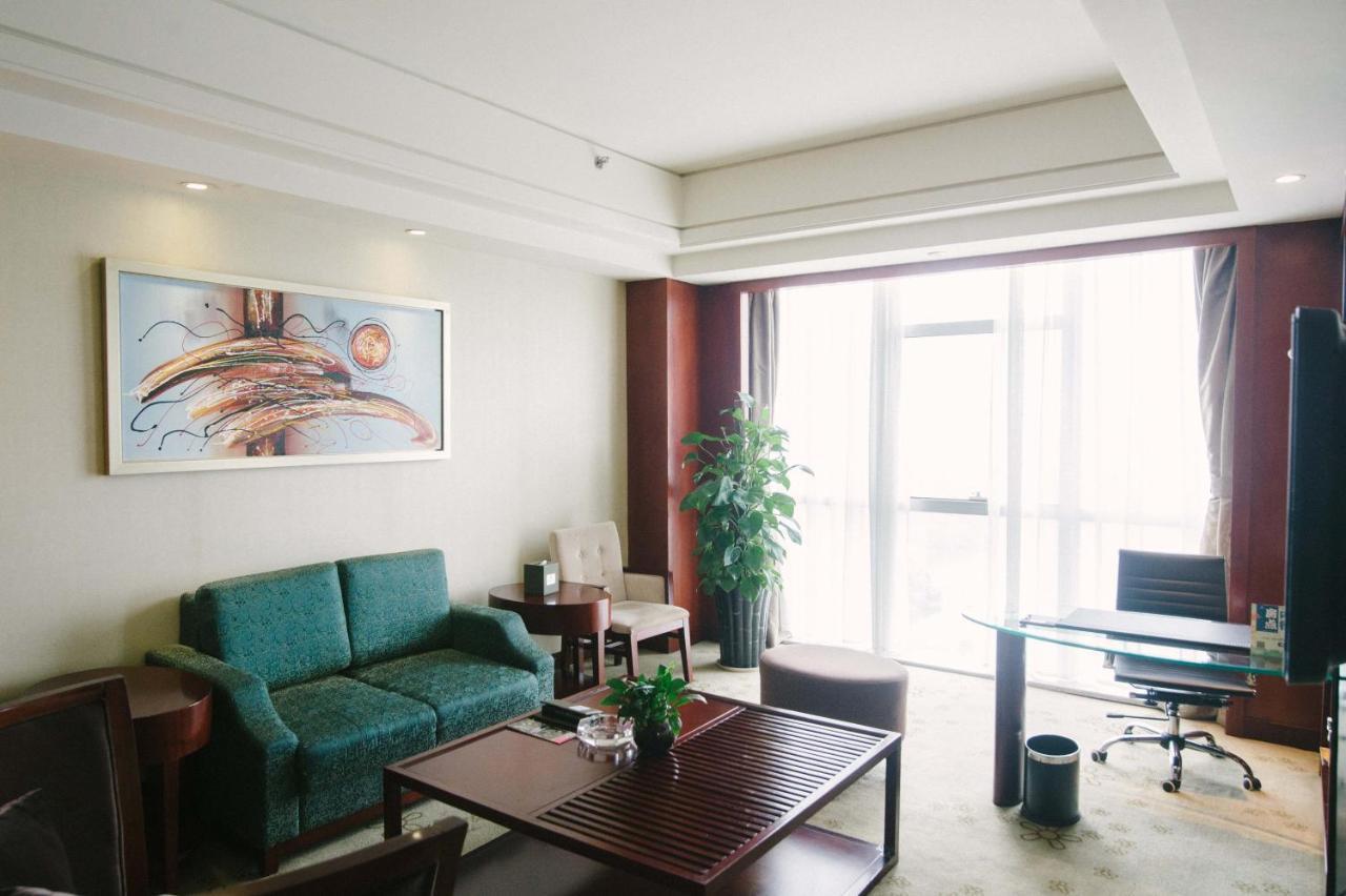 Haiwaihai Crown Hotel Ma'Anshan Exteriör bild